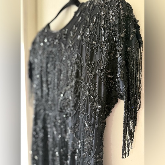 Gorgeous Vintage 70s Stenay Elegant Mini Dress w Beaded Embellishments 100% Silk - Picture 3 of 10